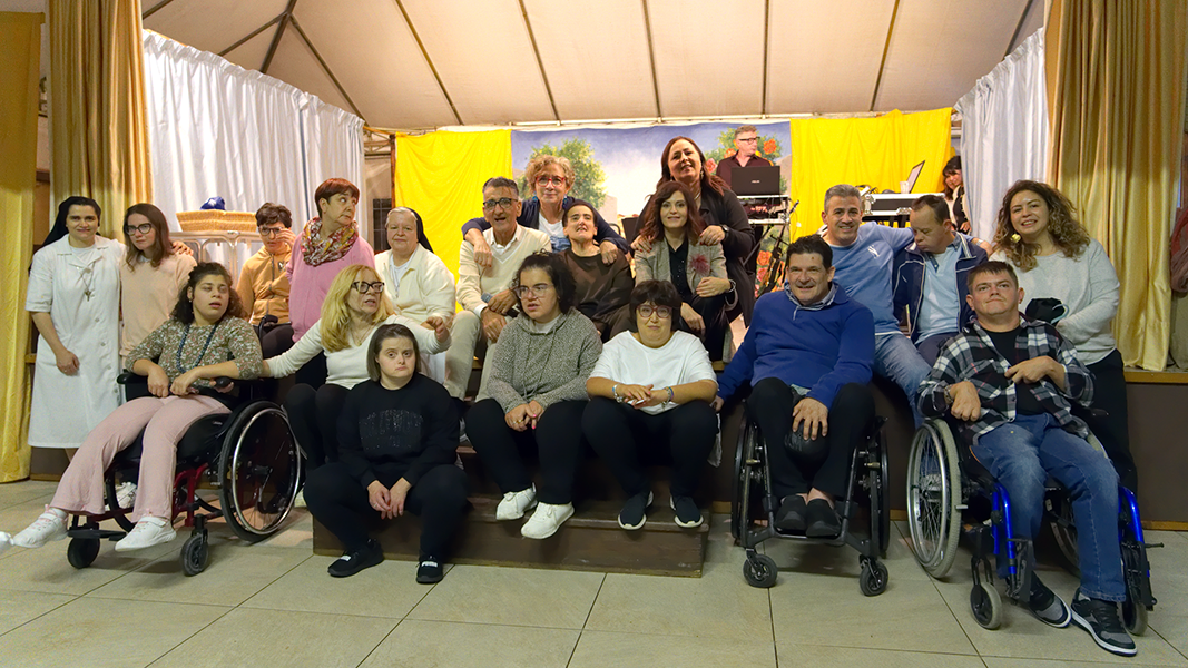 Centro_Speranza__FOTO_GRUPPO.png